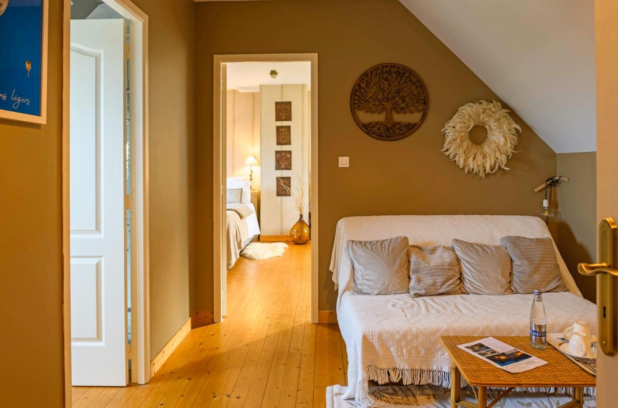 Les Pierres Bleues Bed & Breakfast Saint-Coulitz Exterior photo